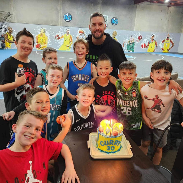 BASKETBALL BIRTHDAY PARTY